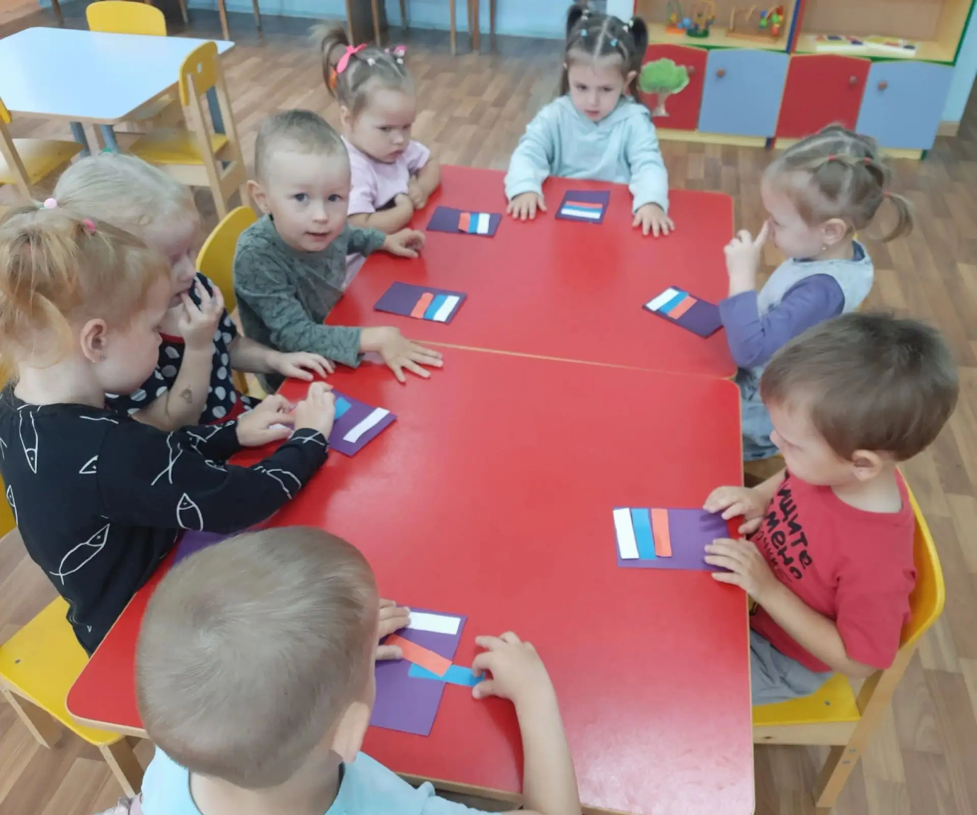 🇷🇺В рамках празднования Дня Государственного флага Российской Федерации во второй мла...