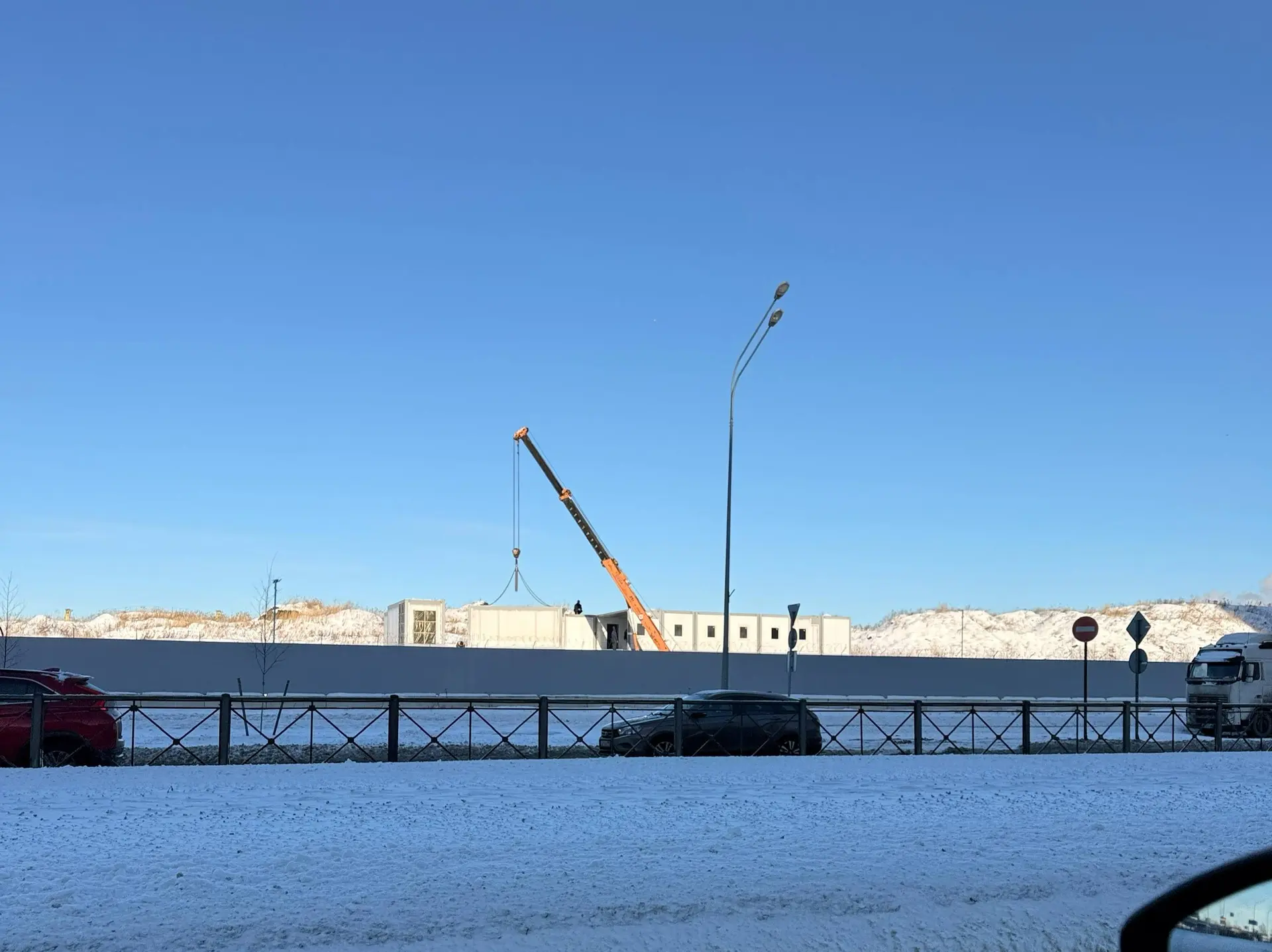 👷🏻‍♂️ На строительной площадке электродепо «Красносельское» (ТЧ-8), которое будет обслуживать новую 