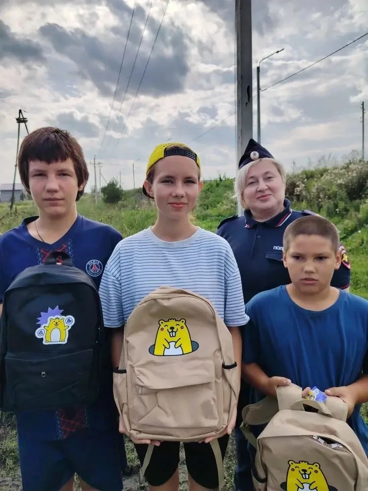 📚🤍Доброта начинается с малого!