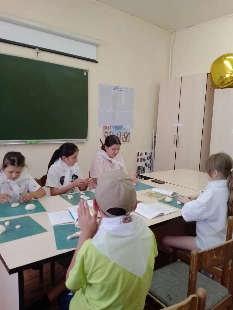 Сегодня в лагере Солнышко, под руководством Билявской Е.Ю. прошло занятии по финансовой грамотности.