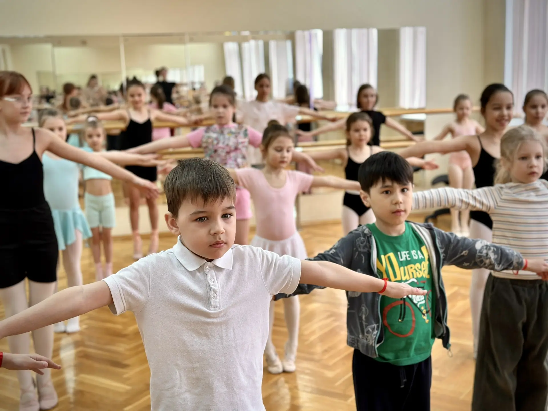 🔥 В нашей школе прошёл День открытых дверей для будущих первоклассников и их родителей!  👌 Родители 