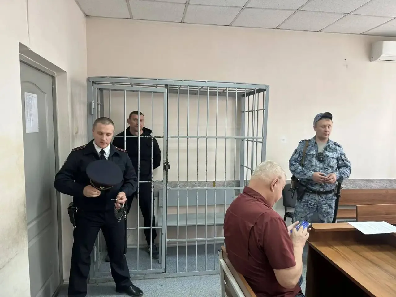 Директор ООО «Авто-Ном» Алексей Ярков, автобус которого вечером 10 июня насмерть сбил ч...