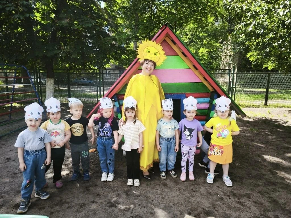 Вот и наступило долгожданное лето, самое любимое время для всех детей на нашей планете....