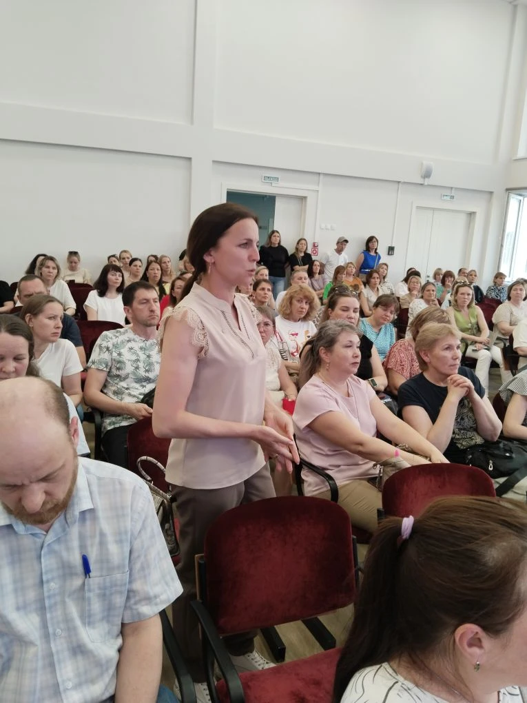 📢 Безопасность детей — наша общая забота!    20 мая в лицее состоялись собрания для родителей обучаю
