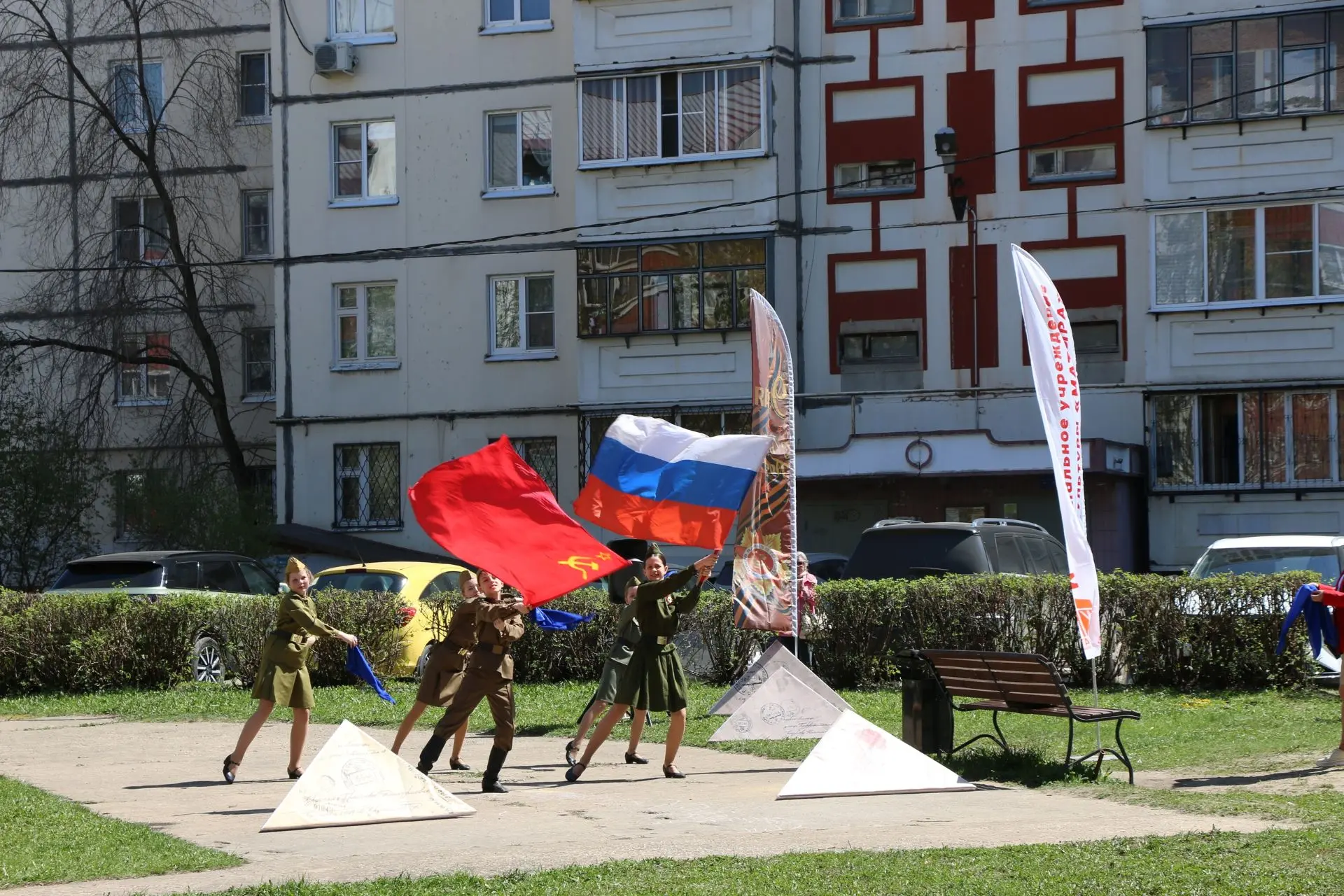 Все школы Липецка присоединились к проекту "С заботой о наших ветеранах" ❤️   Проект позволяет лично