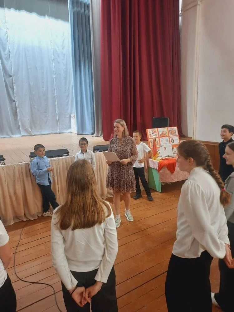 🎉 Салют, пионерия! Встреча поколений в День детства и дружбы 🔴🎈

19 мая вся страна вспоминала сла