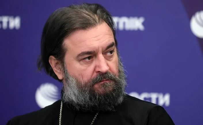 В РПЦ призвали не «открывать свой гнилозубый рот» на начальников