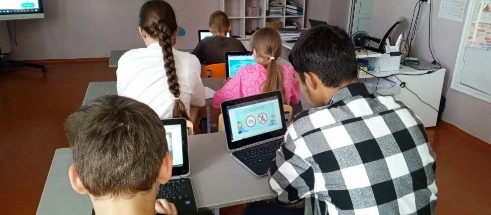 В оздоровительном лагере "Дружба" на платформе учи.ру воспитанники проходят Олимпиада "Летние безопа