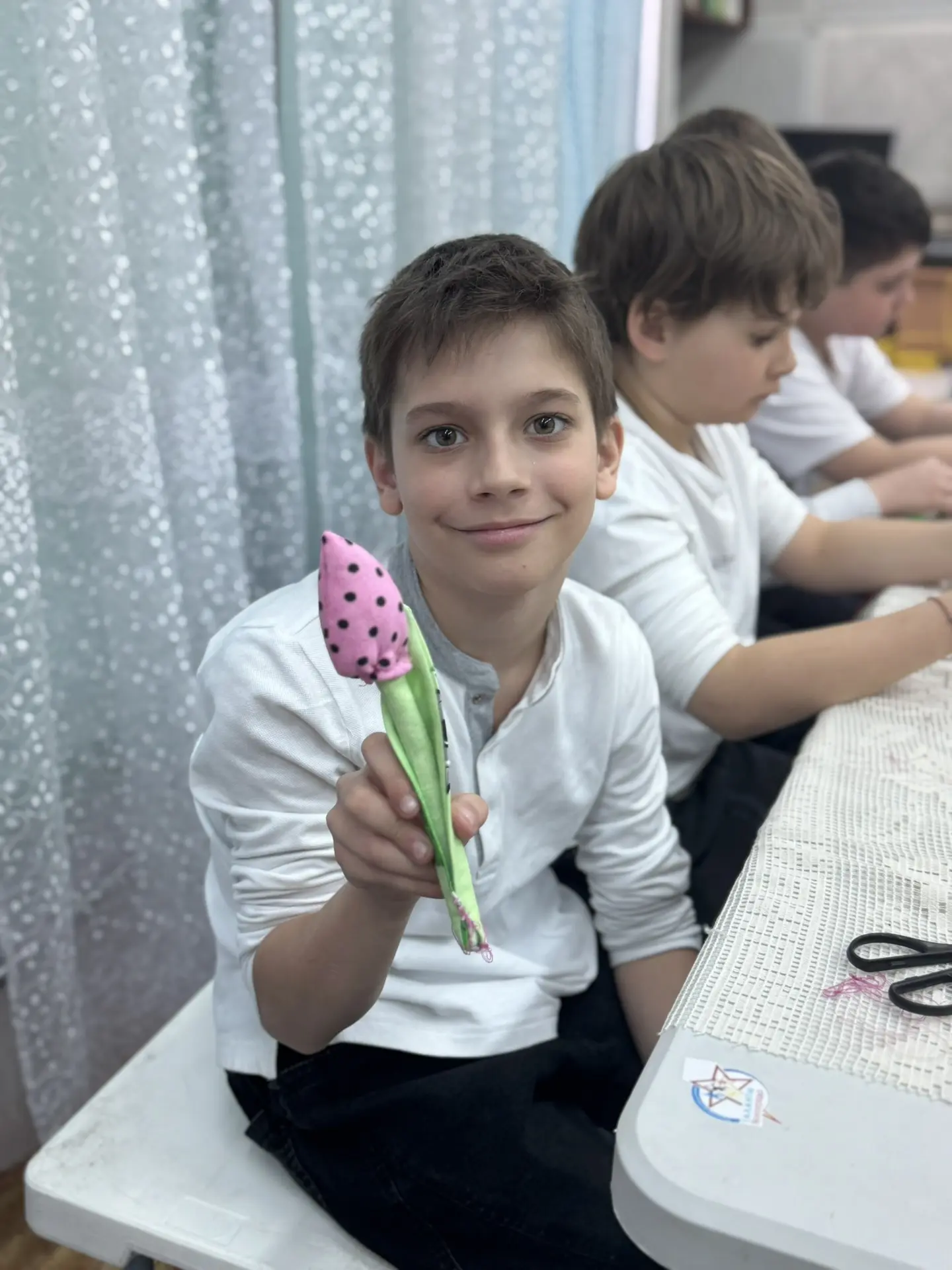 ✨ Ученики 3 «В» побывали на «Школе мастеров» — и это было волшебно! ✨  Ребята посетили мастер‑класс,