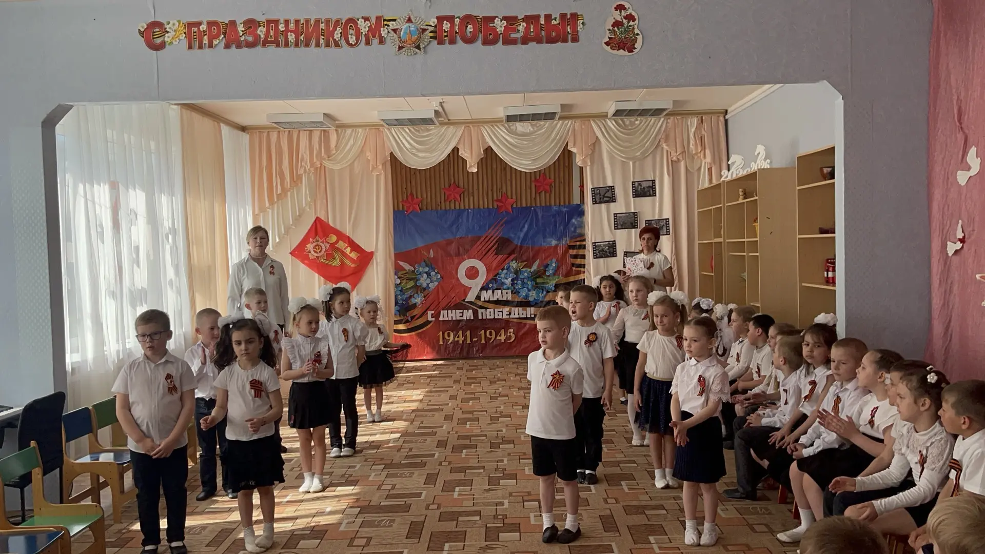 В рамках реализации проекта "Предшкола: стандарт детского сада" на тематической неделе "День Победы!