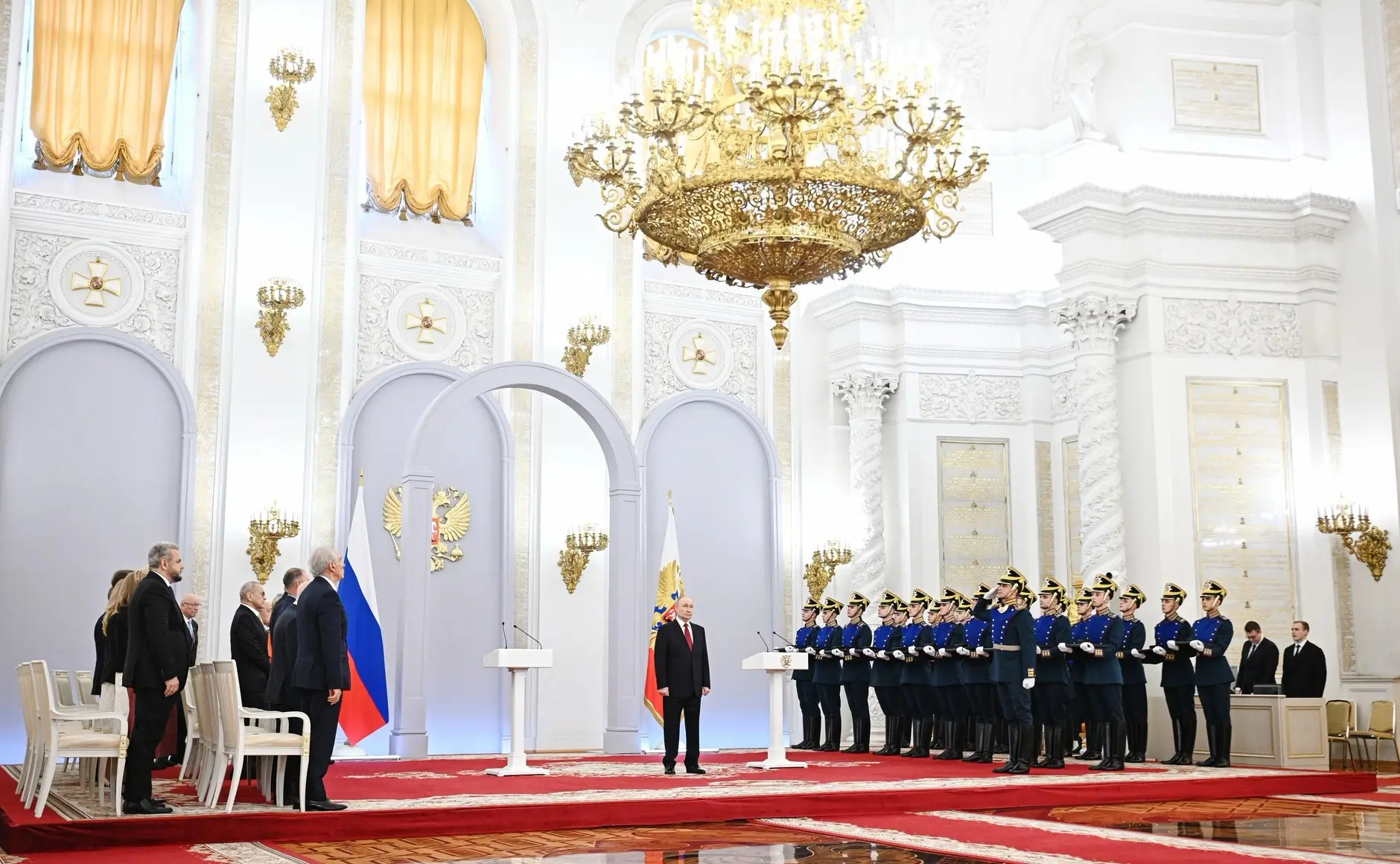Состоялась торжественная церемония вручения медалей Героя Труда и Государственных премий Российской 