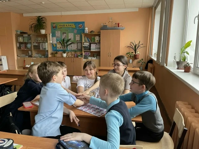🚀 Путешествие в историю космоса 🚀В преддверии Дня космонавтики ученики Школы 176 приняли участие в к