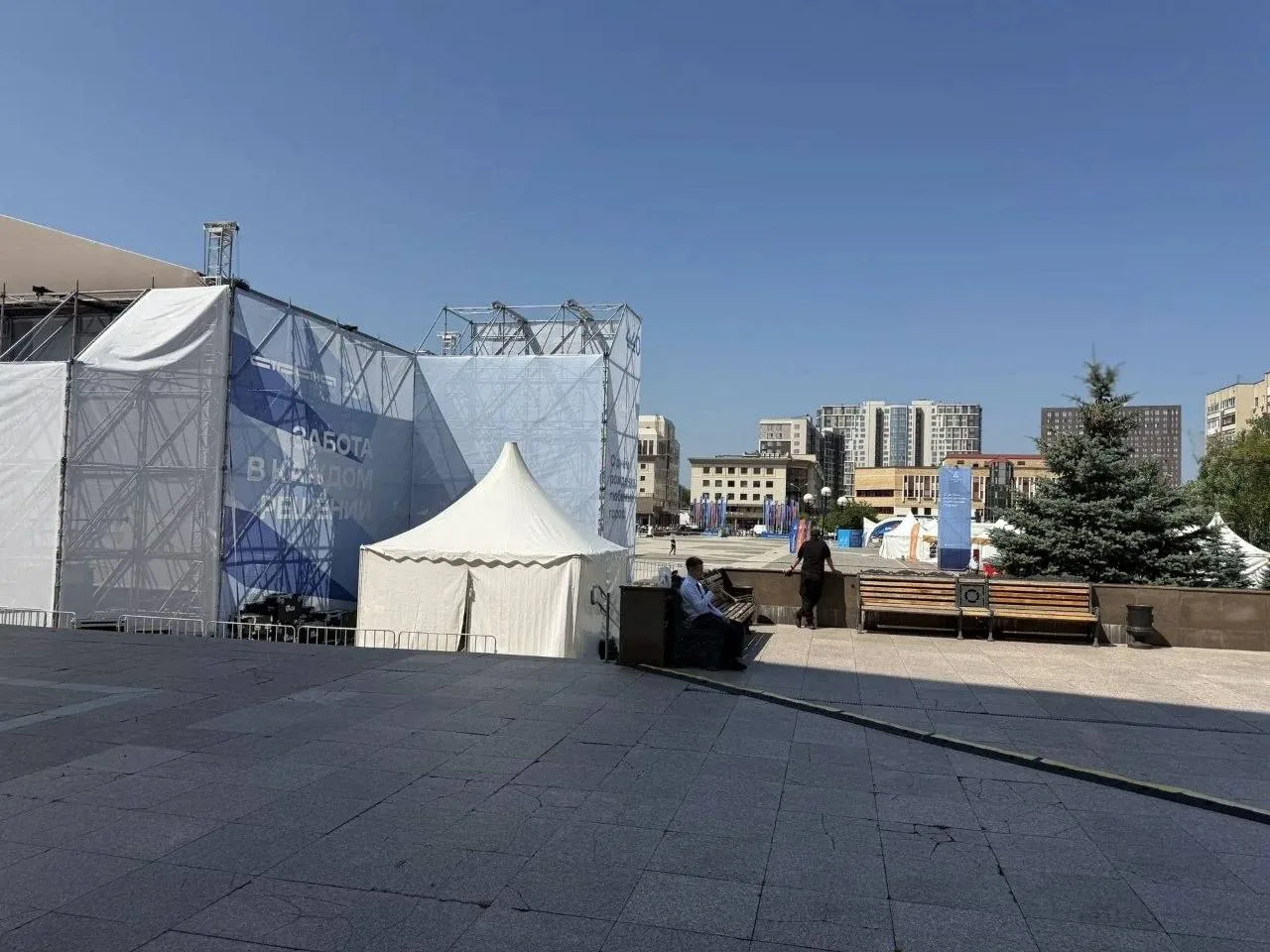 В Тюмени приостановлены все праздничные мероприятия