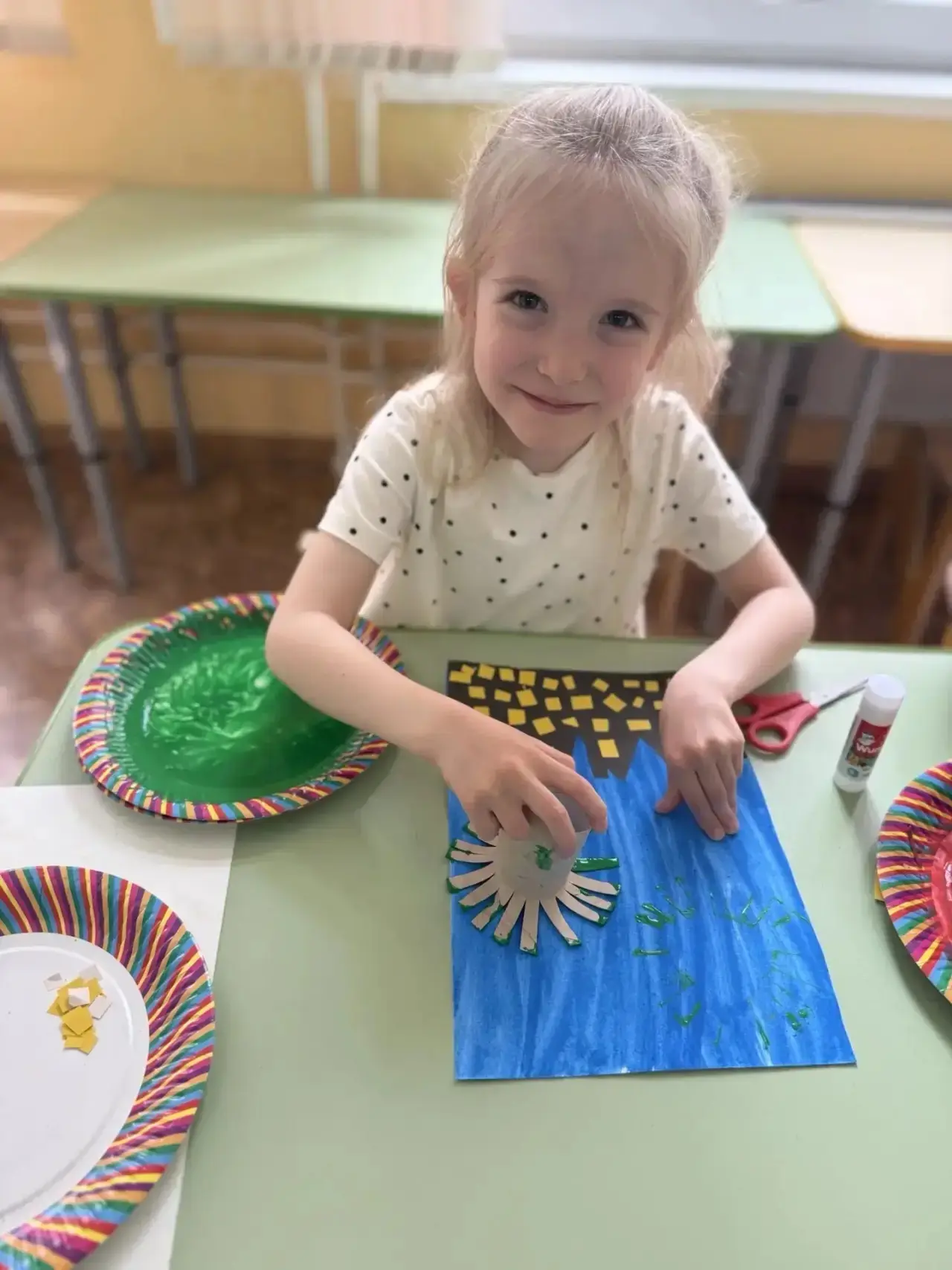 🎨 Маленькие руки — большое уважение к подвигу  В преддверии самого светлого праздника — Дня Победы —