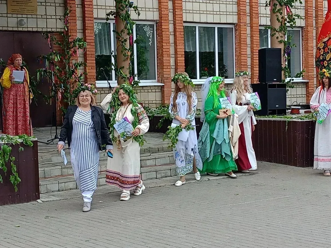 В праздник  Святой Троицы состоялся VI открытый фестиваль народного творчества «Зеленое...