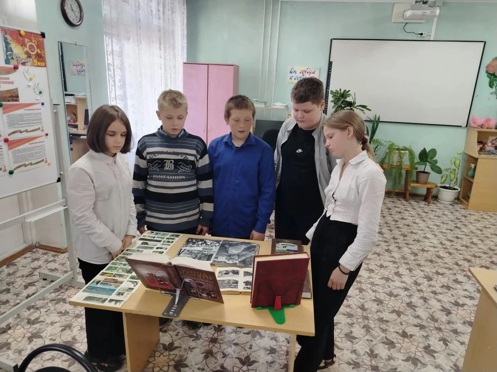 Учащиеся 6-х классов школы-интерната смогли прикоснуться к страницам истории Великой от...