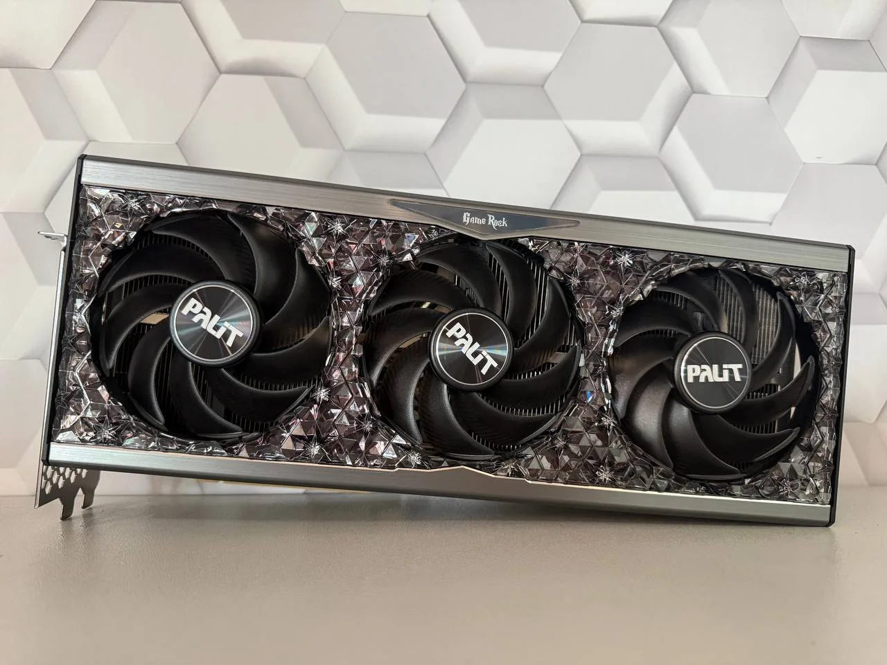 #Наличие #Мск #ОтАдмина

RTX 4080 Palit GameRock 16Gb 
-70000₽

В наличии 1шт 


Есть услуга Trade-I