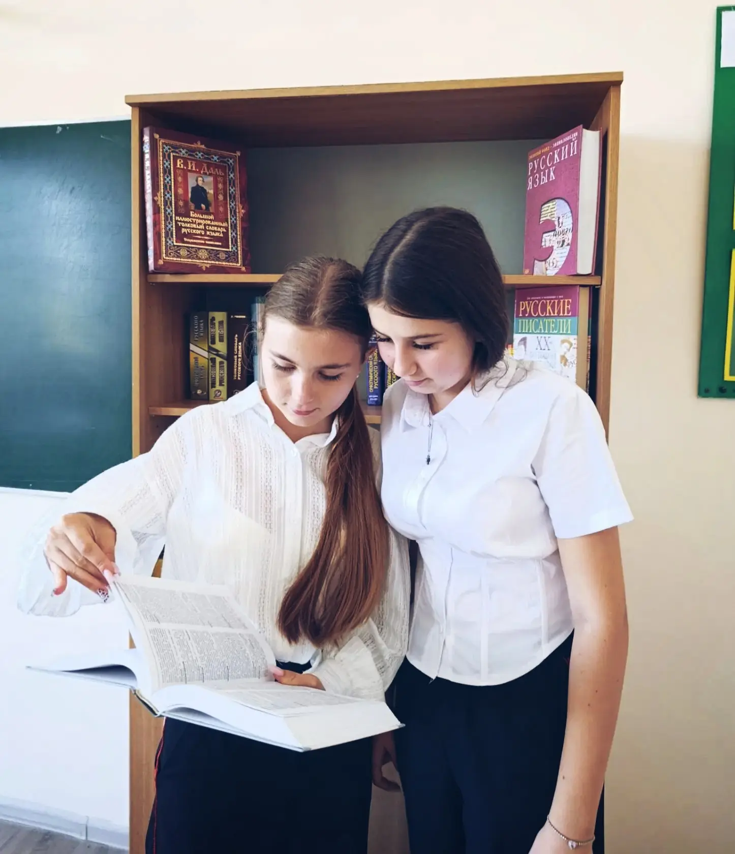 📖 Международный день грамотности — отличный повод вспомнить, как важно уметь говорить ...