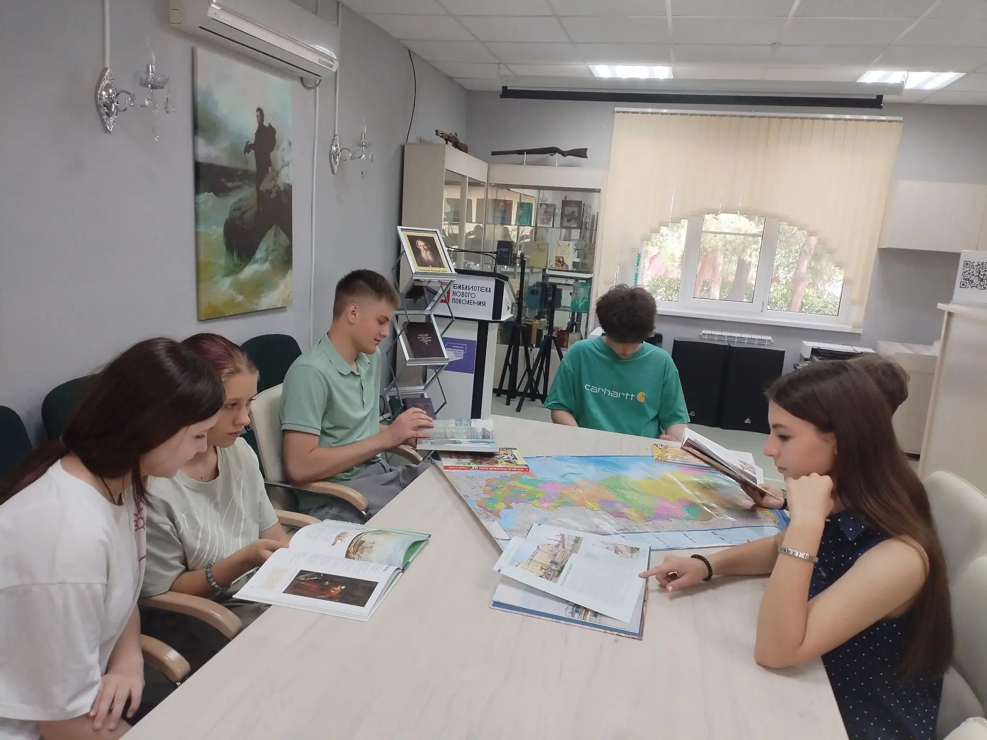 «Маршрут построен: пять удивительных городов нашей страны»
В модельной межпоселенческой центральной 
