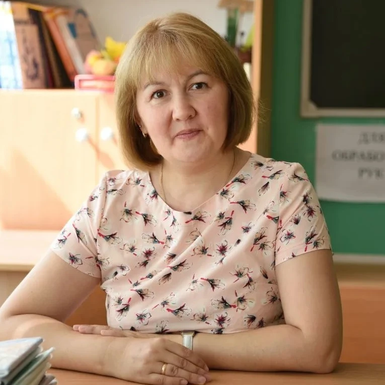 🎉 Гордимся нашими звёздочками! 🌟

Ученицы МБОУ «Кугесьская СОШ №1» Чебоксарского муниципального ок
