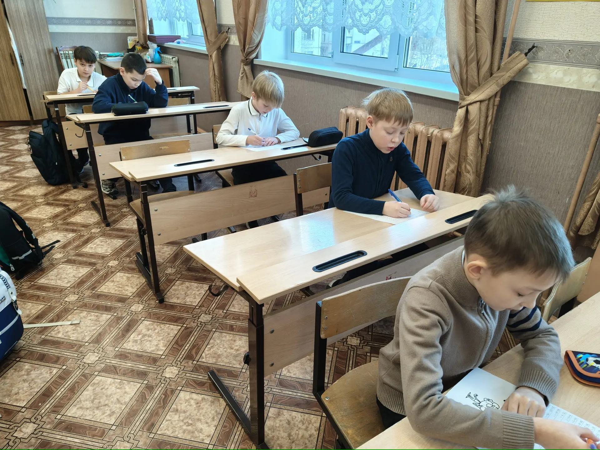 На неделе математики и информатики среди третьеклассников прошли соревнования по устному счёту «Лучш