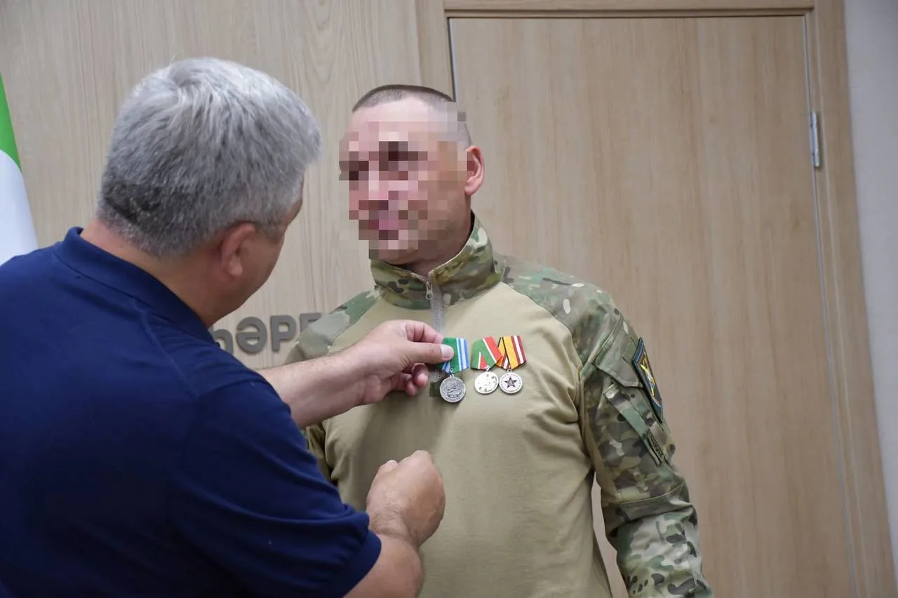 🪖 Бүген Зеленодольск районы башлыгы Михаил Афанасьев махсус хәрби операциядә катнашучы...