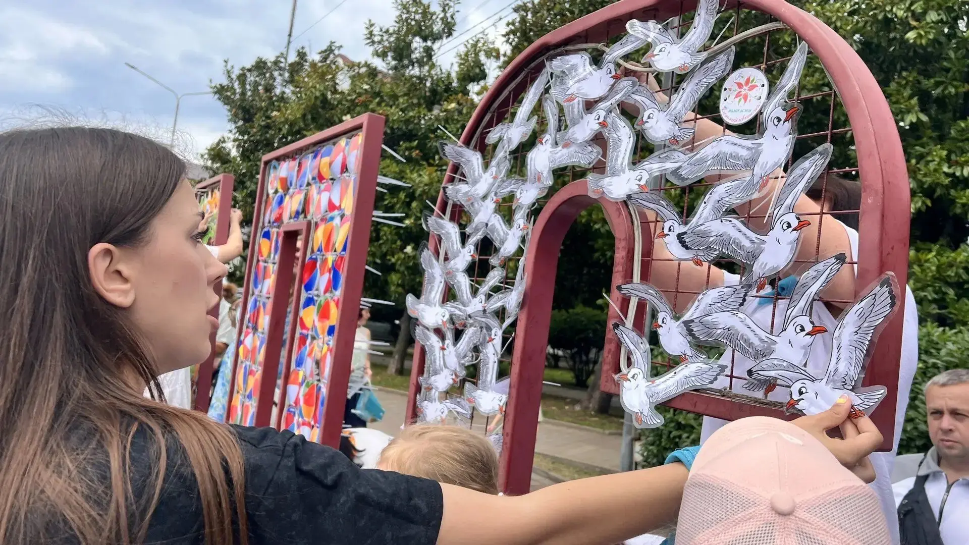 Ко Дню города детские сады Туапсинского округа украсили арт-объект «Туапсе» на централь...