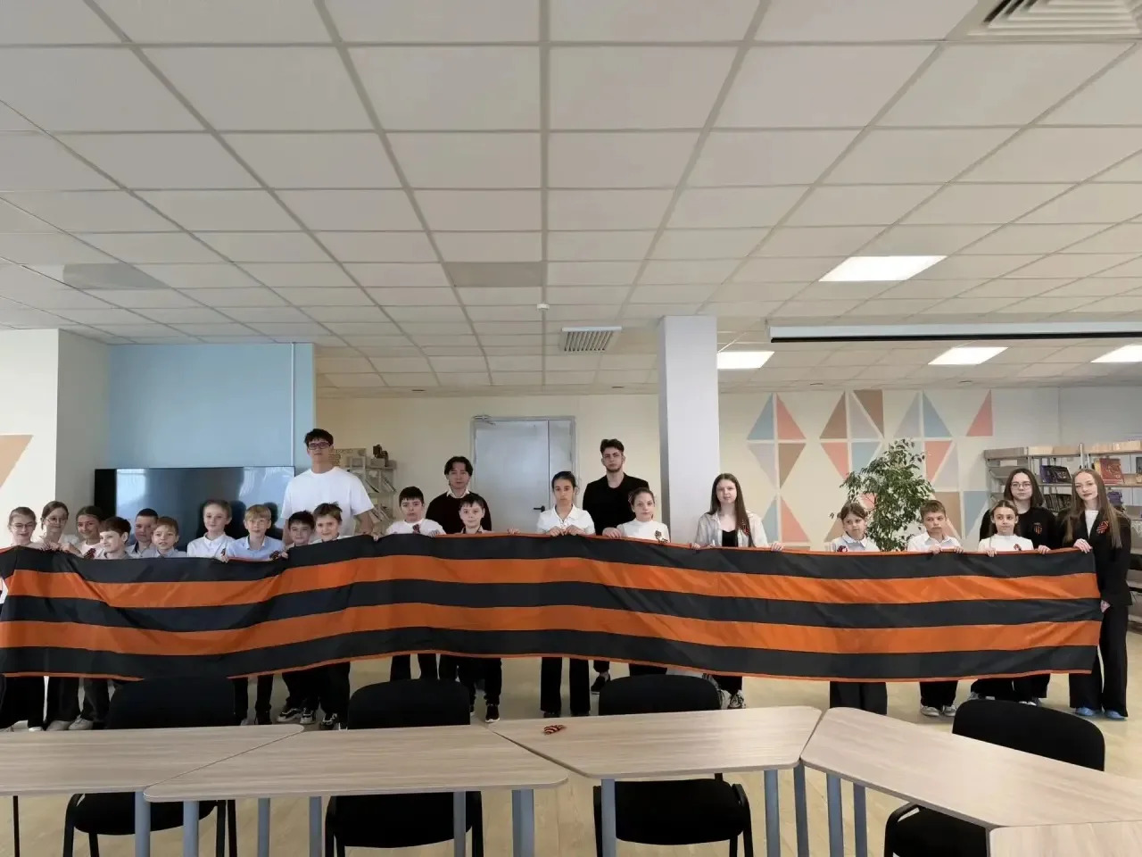 В преддверии великого праздника — Дня Победы — студенты физико-технического факультета СКФУ направле