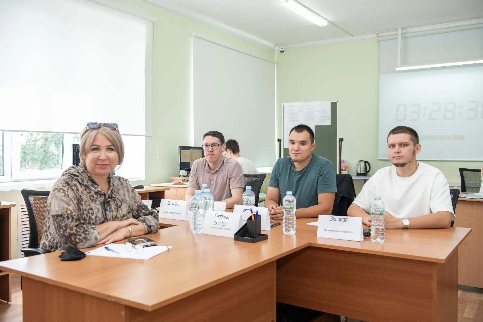 🏗 Демонстрационный экзамен: шаг к профессии строителя

15 и 16 июня студенты группы 4 СЭЗС 01–22 по
