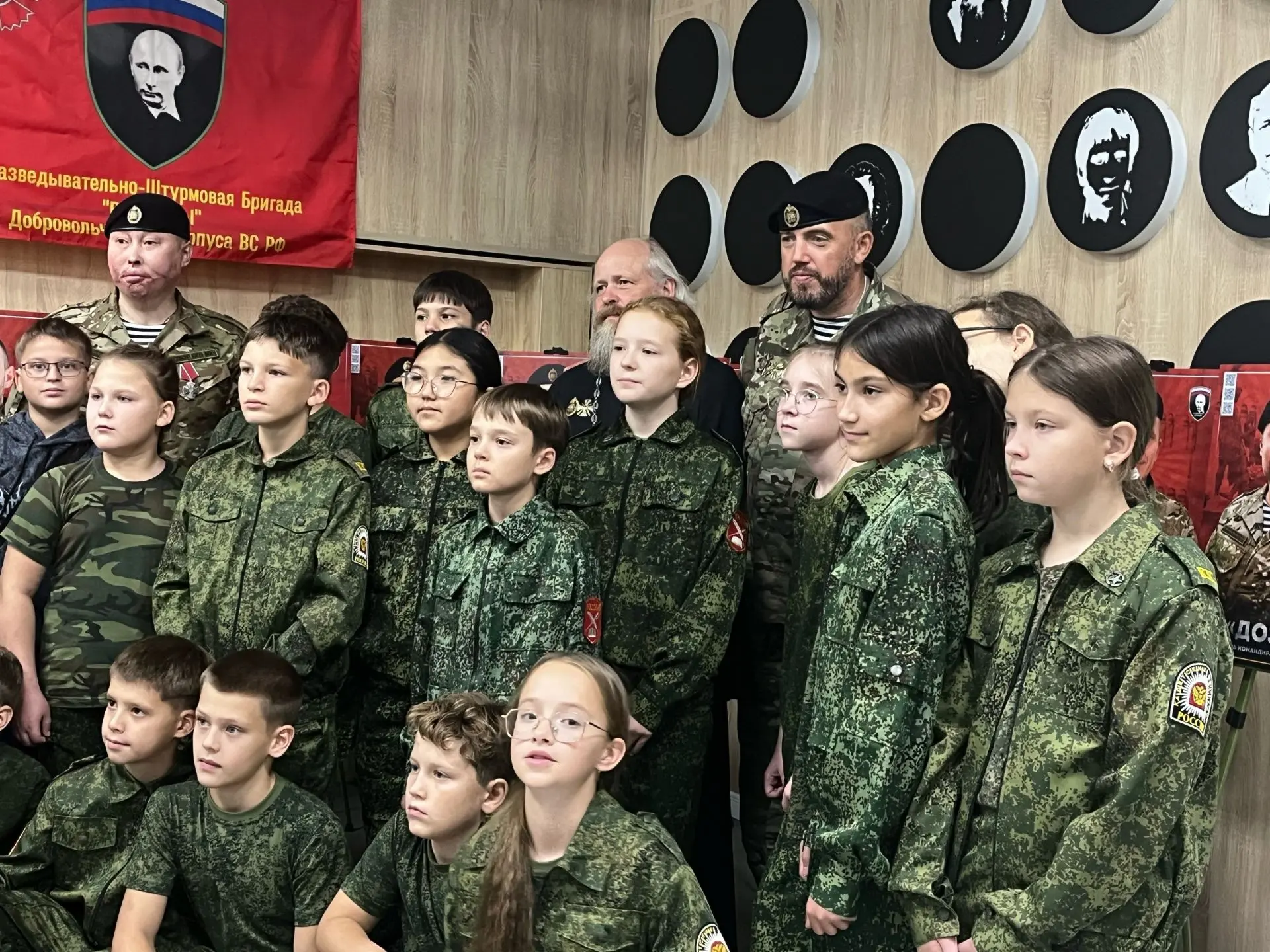 Кадеты в центре истории!