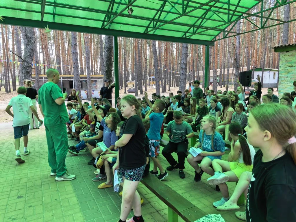 Наших детей посещают гости по разным направлениям: безопасность, здоровье, спорт, профориентация 📚