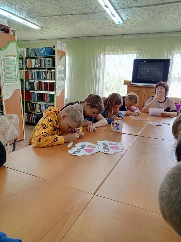 💥Второй день летнего пришкольного лагеря «Орлята» прошёл на УРА!

Этот день в нашем пришкольном лаг