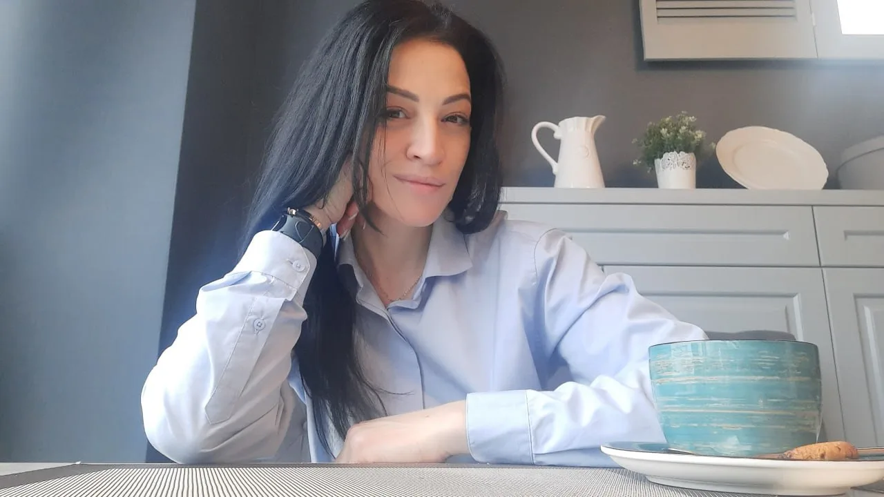 ⚡️Депутат из Ростовской области погибла в зоне СВО. 42-летняя женщина попала под атаку БПЛА на Донба