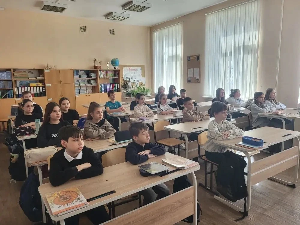 💪 Всероссийская акция «Будь здоров!» в Школе №1246: зарядились здоровьем ко Всемирному Дню здоровья!
