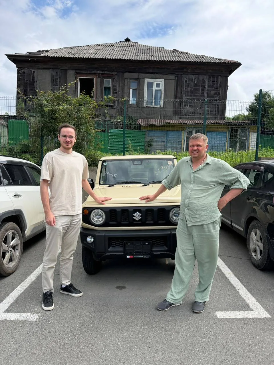 🔑 Вручили Suzuki Jimny 🔑

Об автомобиле 👇

📅 Год выпуска: 2022 (август)
⚙️ Двигатель: 0.7 л, бен