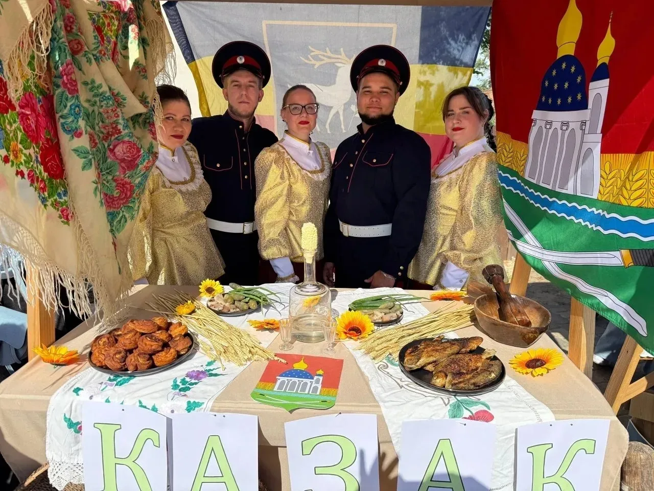 12 июня, в честь Дня России, на территории парка «Лога» прошёл районный фестиваль под н...