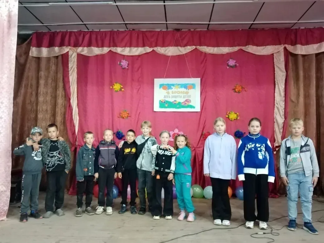 Лето-самое любимое время для всех детей на нашей планете. В первый день лета отмечается...