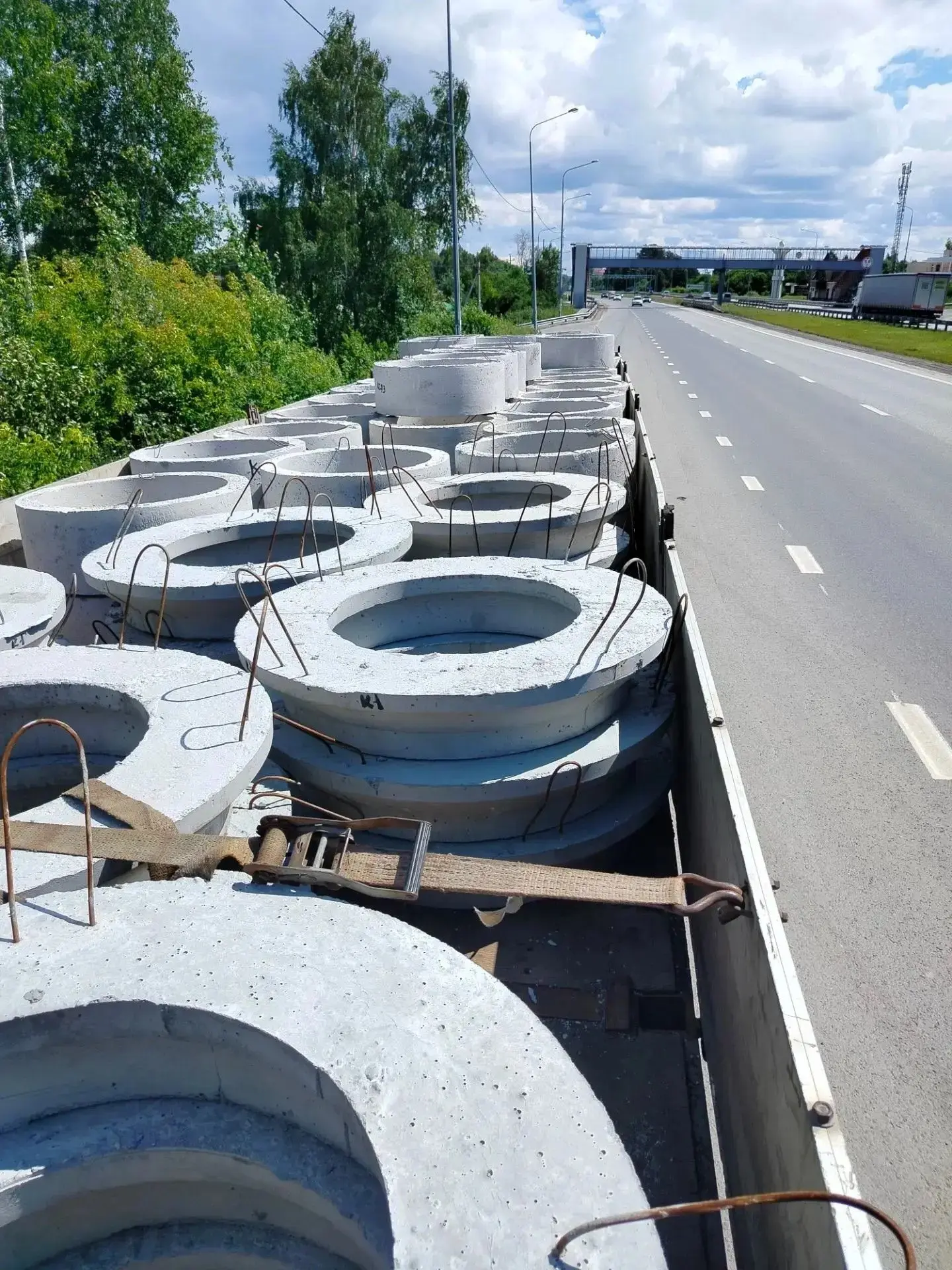 🚛 Комплексная поставка ЖБИ в Муравленко! 🏗️