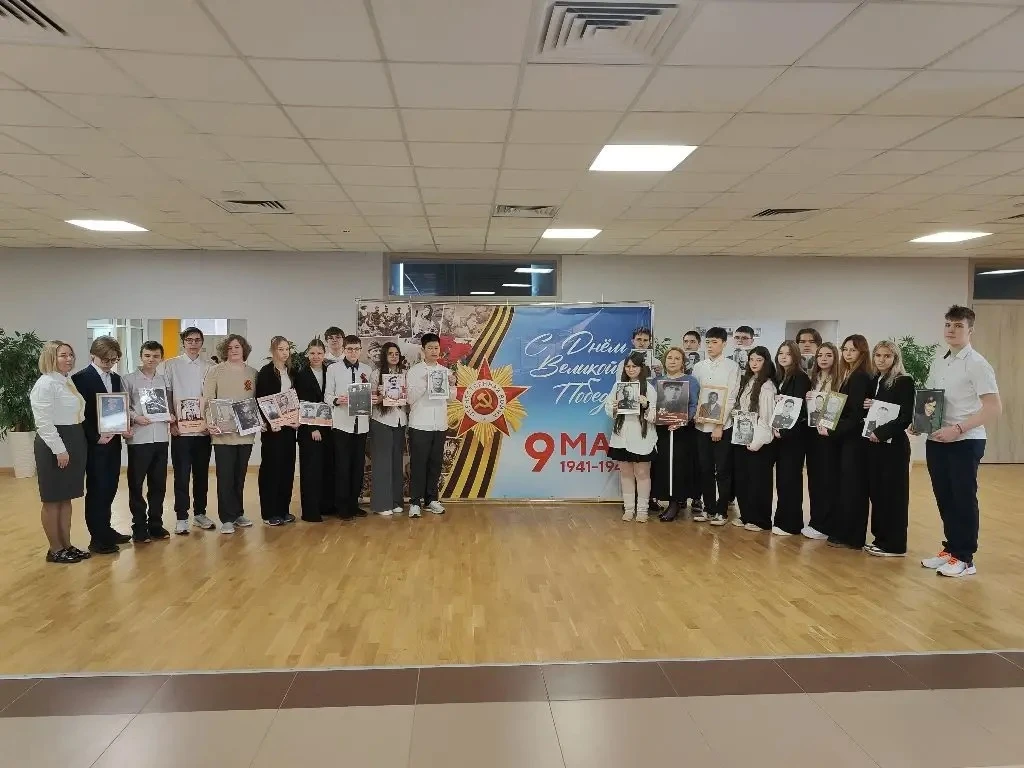 Педагоги, учащиеся и родители МОУ СОШ 32 присоединились к Всероссийской акции «Портреты Победы». В р