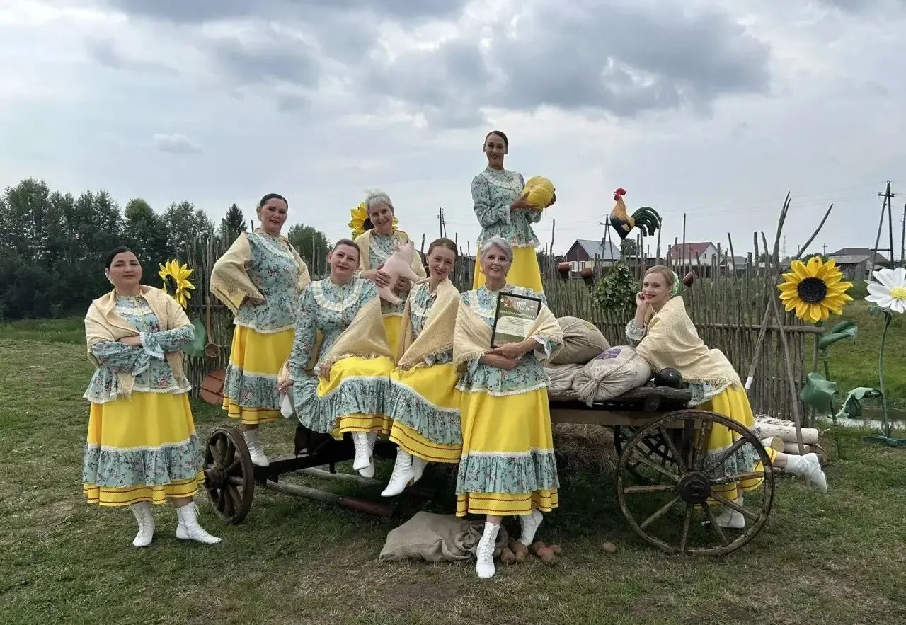 Ежегодный краевой фестиваль «Казачий луг» в очередной раз доказал: сибирская культура н...