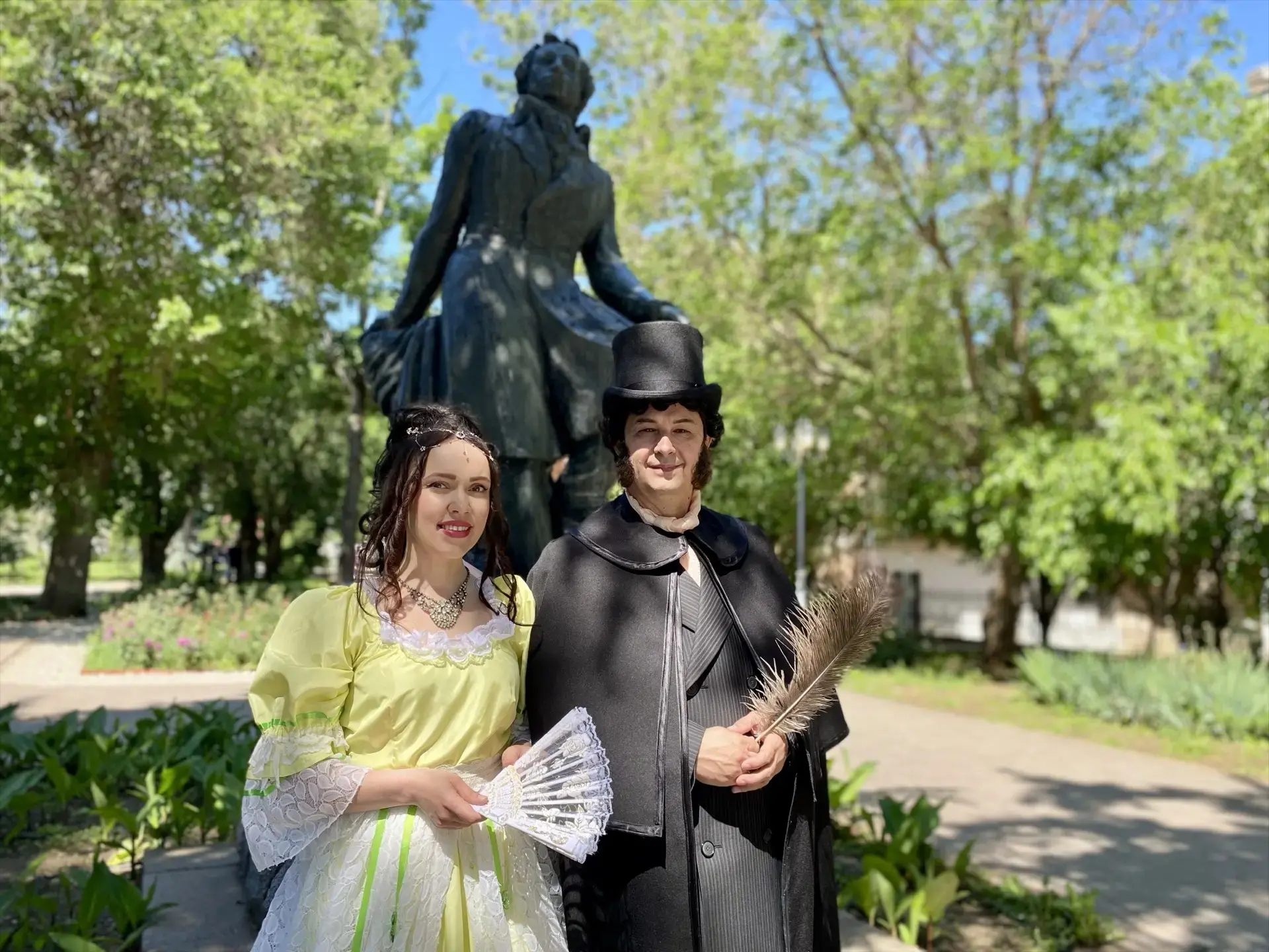 Сегодня, 6 июня, мы отмечаем двойной праздник: день рождения Александра Сергеевича Пушкина и День ру