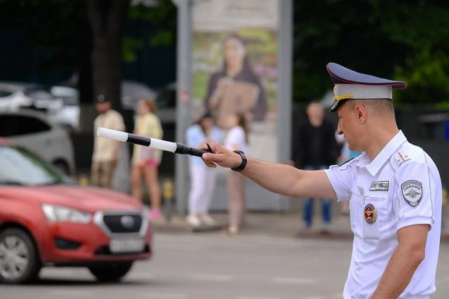 На дорогах Краснодарского края 19 августа 2026 года пресечено 76 правонарушений при упр...