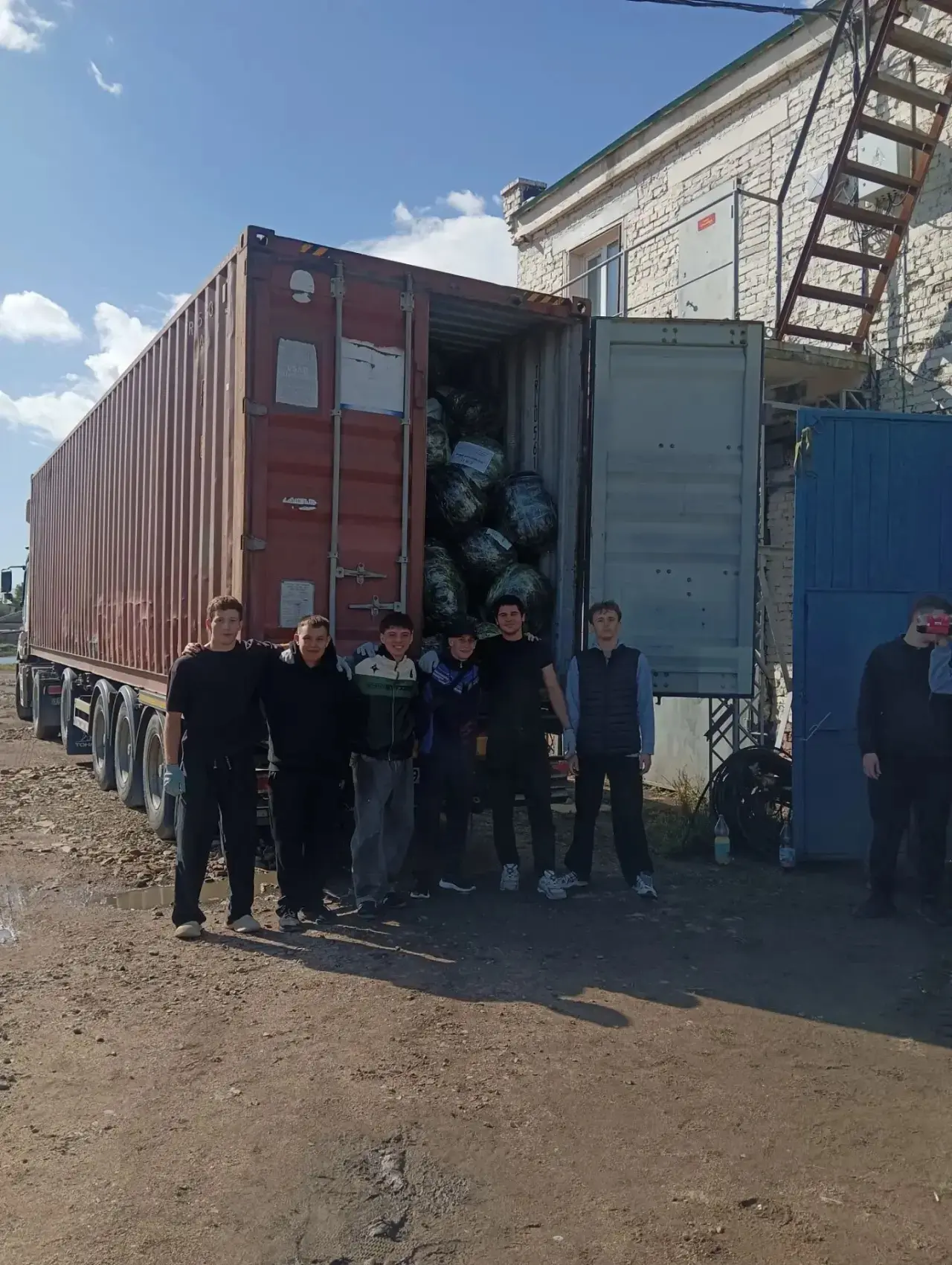 В рамках Всероссийской акции взаимопомощи студенты филиала ФГБОУ ВО ВВГУ в г Уссурийске...