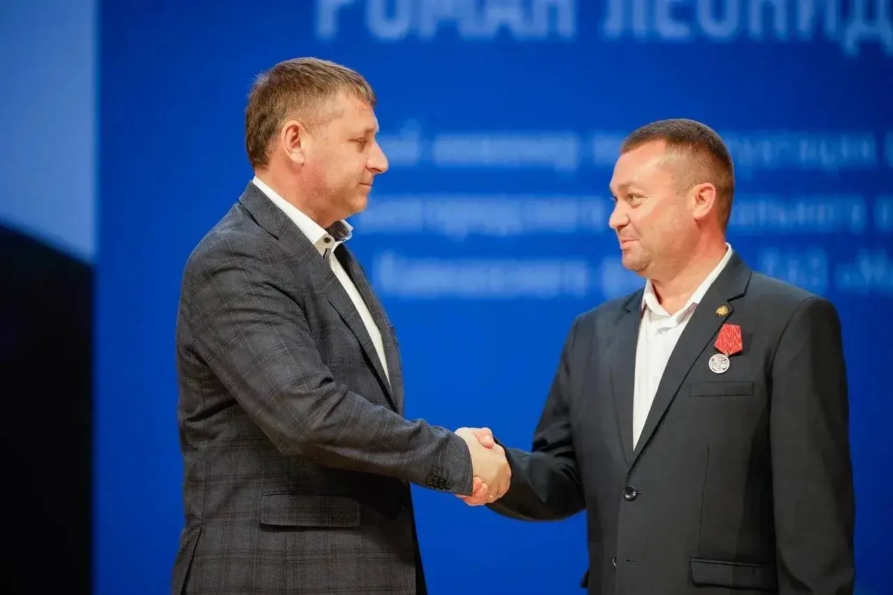 Врио губернатора региона Александр Шуваев вручил государственные награды белгородцам