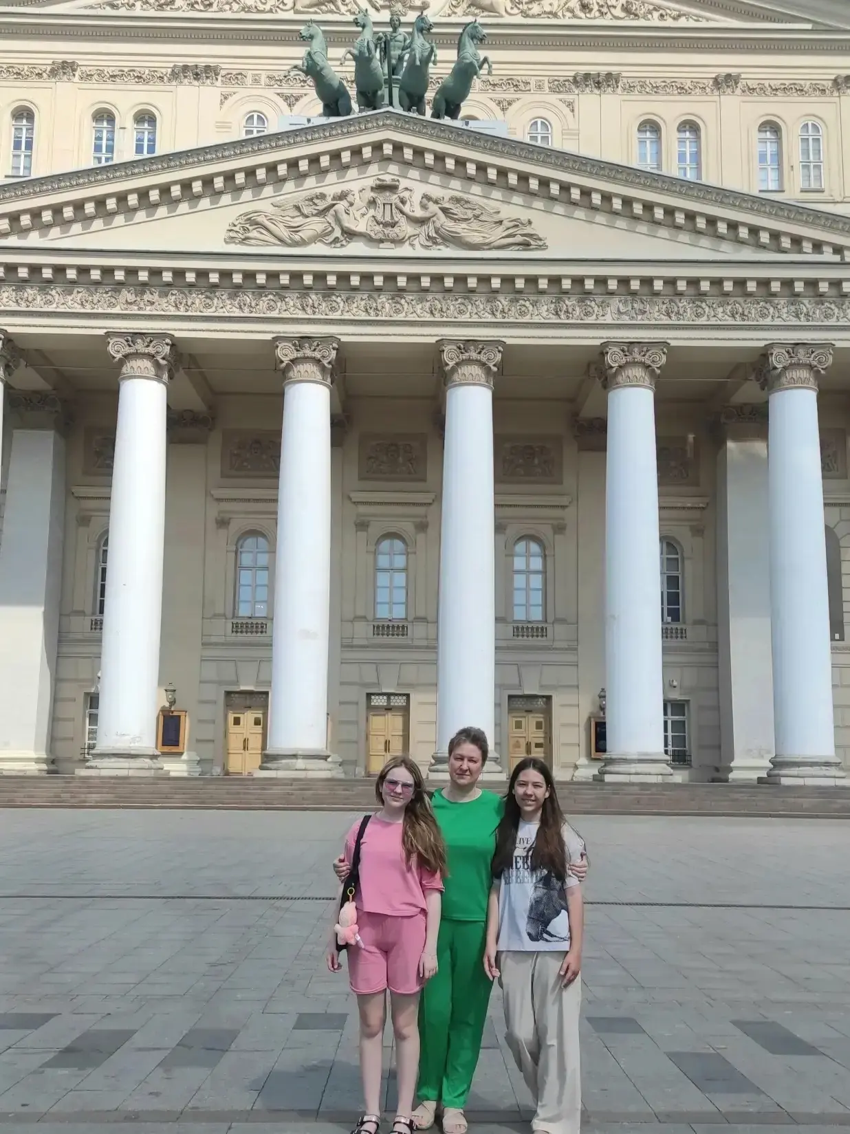 ✨️ ВДОХНОВЕНИЕ В МАЛОМ ТЕАТРЕ: ДЕНЬ, ПОЛНЫЙ ЧУДА!

🎭 13 июня наши актрисы Вера и Екатерина вместе с
