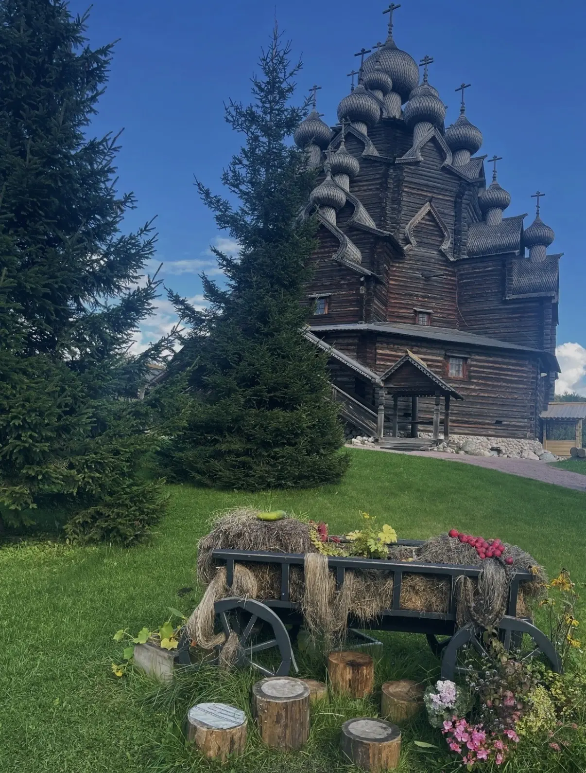 Этнографический парк деревянного зодчества Северо-Запада России «Усадьба «Богословка»