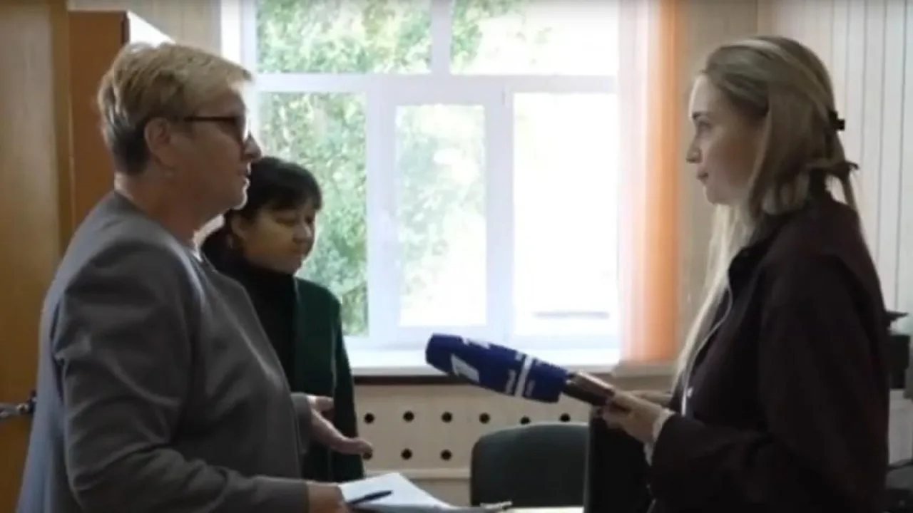 «Получает государственные деньги и врет»? Башкирскую чиновницу раскритиковали на Первом...