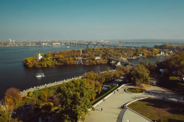 Взрыв в Киеве: в городе пропали свет и вода
