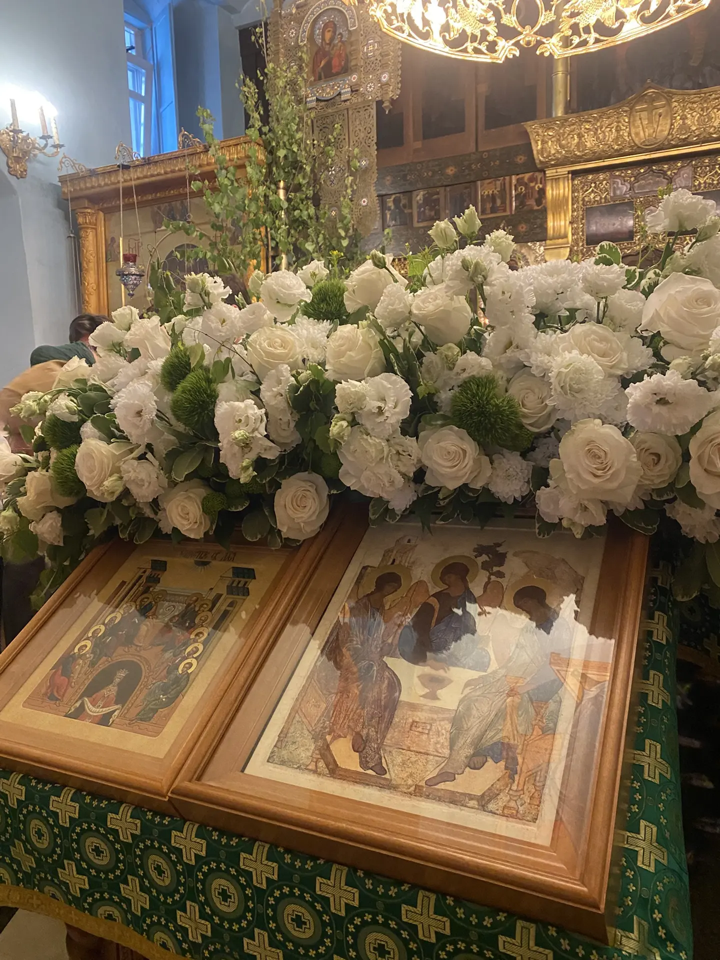 С праздником Святой Троицы, драгоценные 🕊️