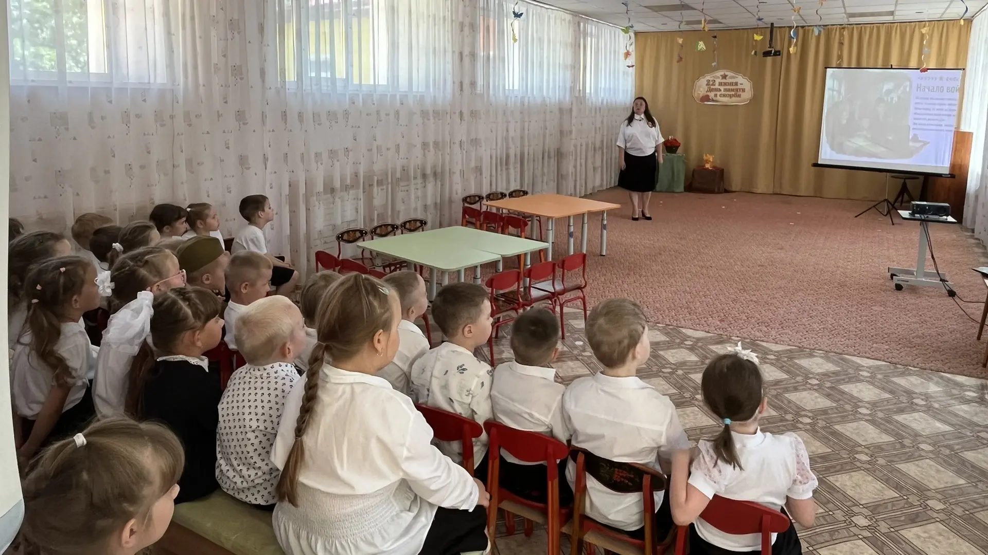 Каждый год в России 🇷🇺отмечается много праздников, и только 22 июня мы все вспоминаем героев нашег